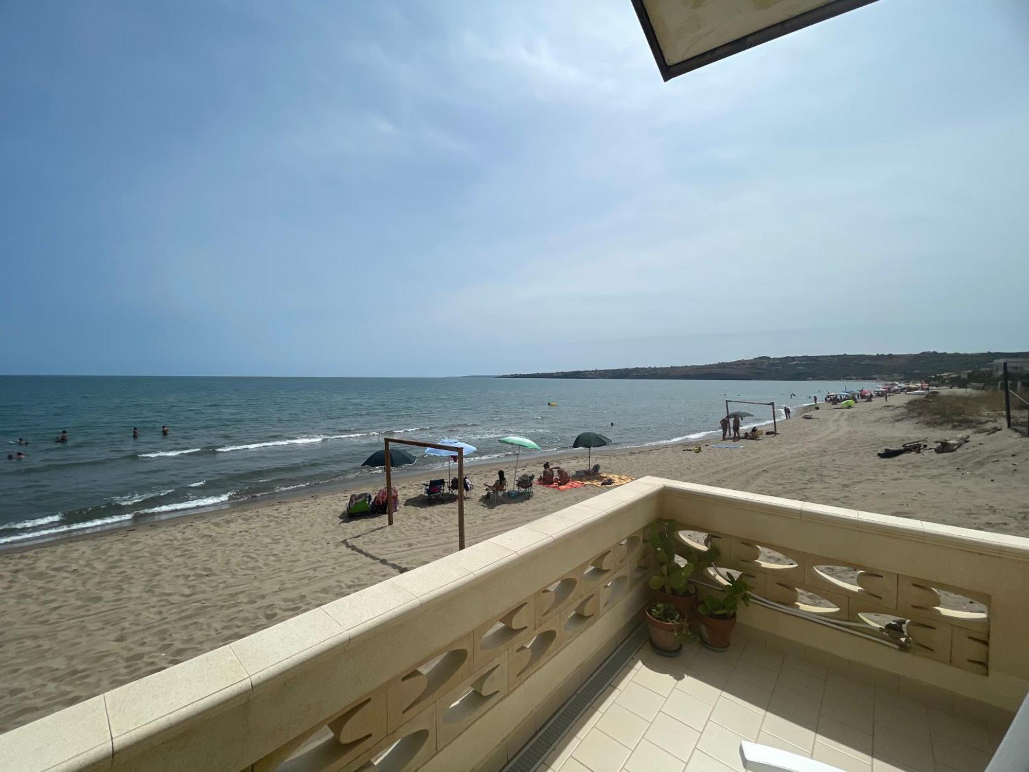 Paradiso fronte Mare Agnone Bagni Esterno foto